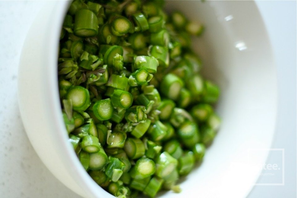 Теплый салат из спаржи и брюссельской капусты - Шаг 4