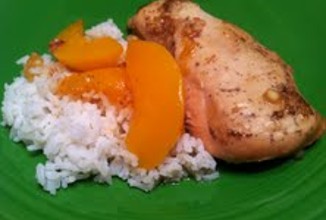Курица с персиками