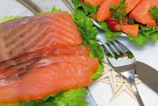 Соленая красная рыба