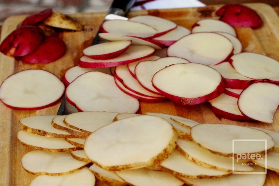 Запеченный картофель с зеленью и специями - Шаг 3