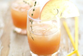 Пунш с сидром и тимьяном