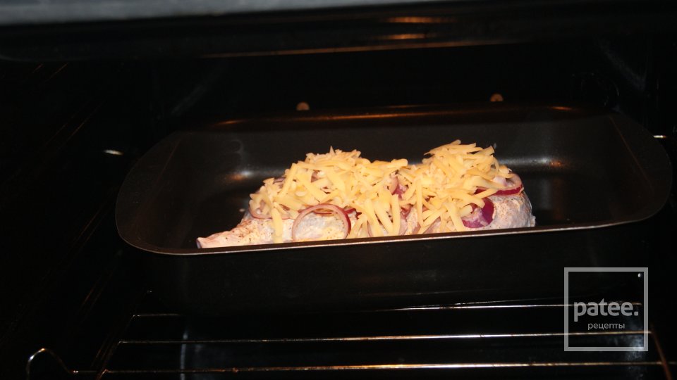 Спагетти с курицей под сыром и луком - Шаг 5