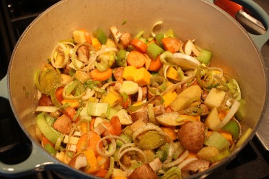 Осенний закрытый пирог с овощами - приготовление