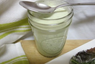 Легкий соус с базиликом