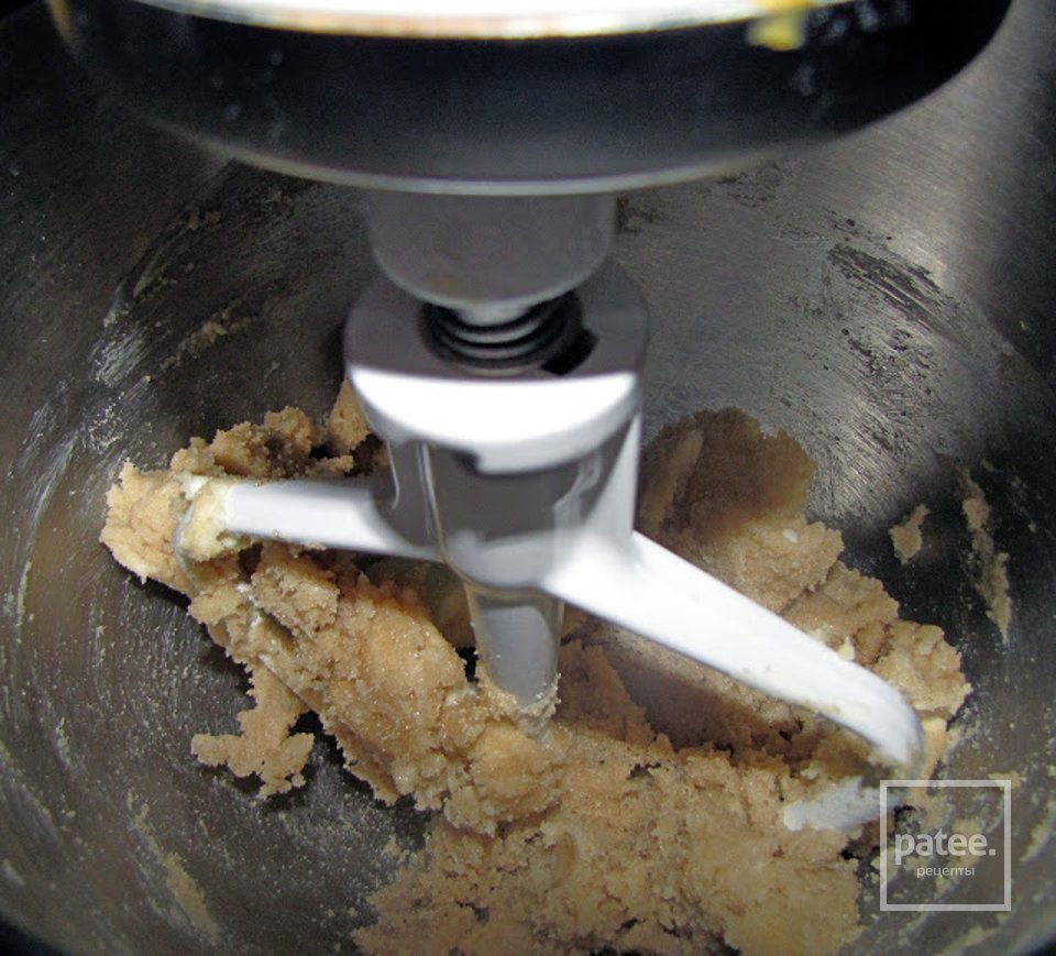 Овсяное печенье с изюмом и шоколадом - Шаг 2