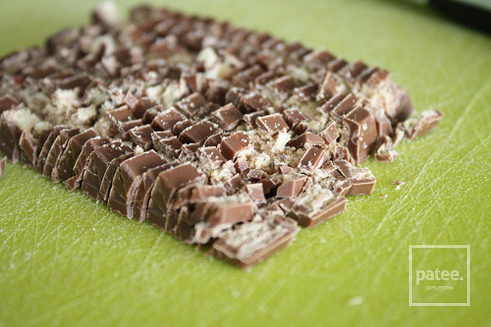 Шоколадные кексы с конфетами - Шаг 17