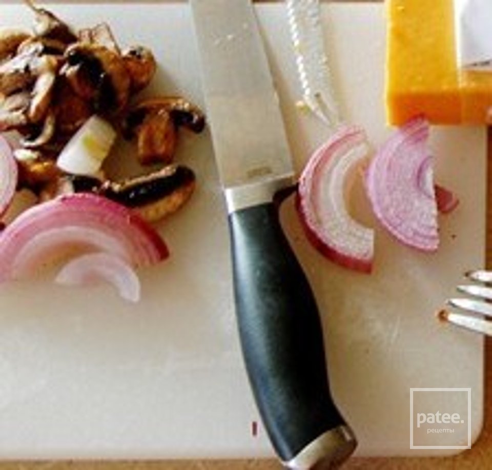 Омлет с ветчиной и сыром - Шаг 1