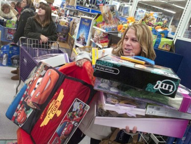 Новый год в окно уже стучится.... Зайти в магазин стало не реально....