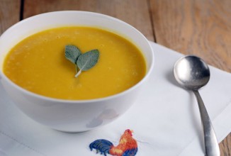 Тыквенный суп с яблоком