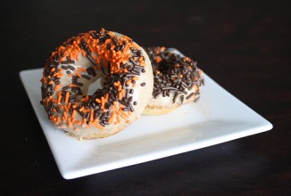 Тыквенные пончики с глазурью