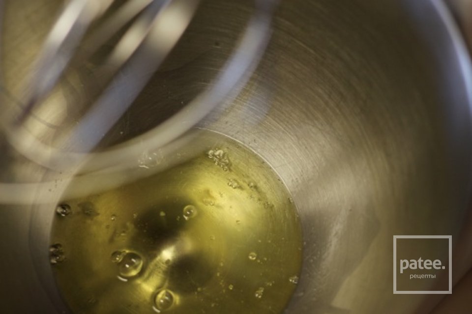 Привидения из безе на Хэллоуин - Шаг 2