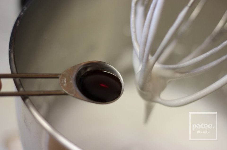 Привидения из безе на Хэллоуин - Шаг 5