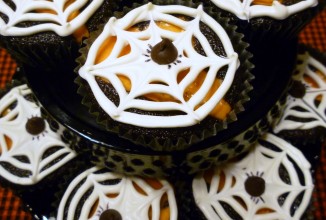 Шоколадные кексы с начинкой на Хэллоуин