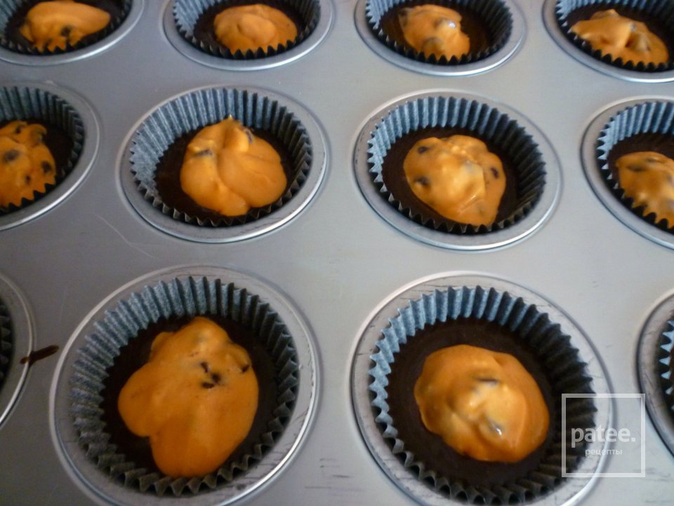 Шоколадные кексы с начинкой на Хэллоуин - Шаг 11