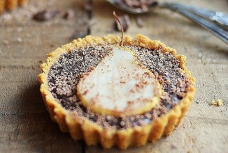 Тарталетки с грушей и шоколадом