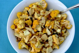 Цветная капуста с яблоками