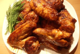 Крылышки в томатном соусе