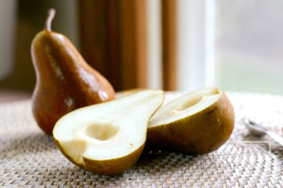 Груши с сыром и беконом - Шаг 1