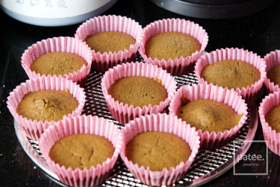 Шоколадные кексы с кремом - Шаг 12