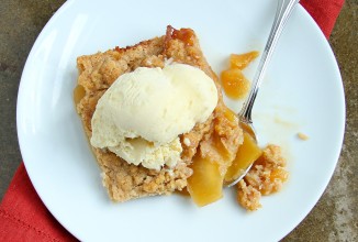 Мороженое с корицей