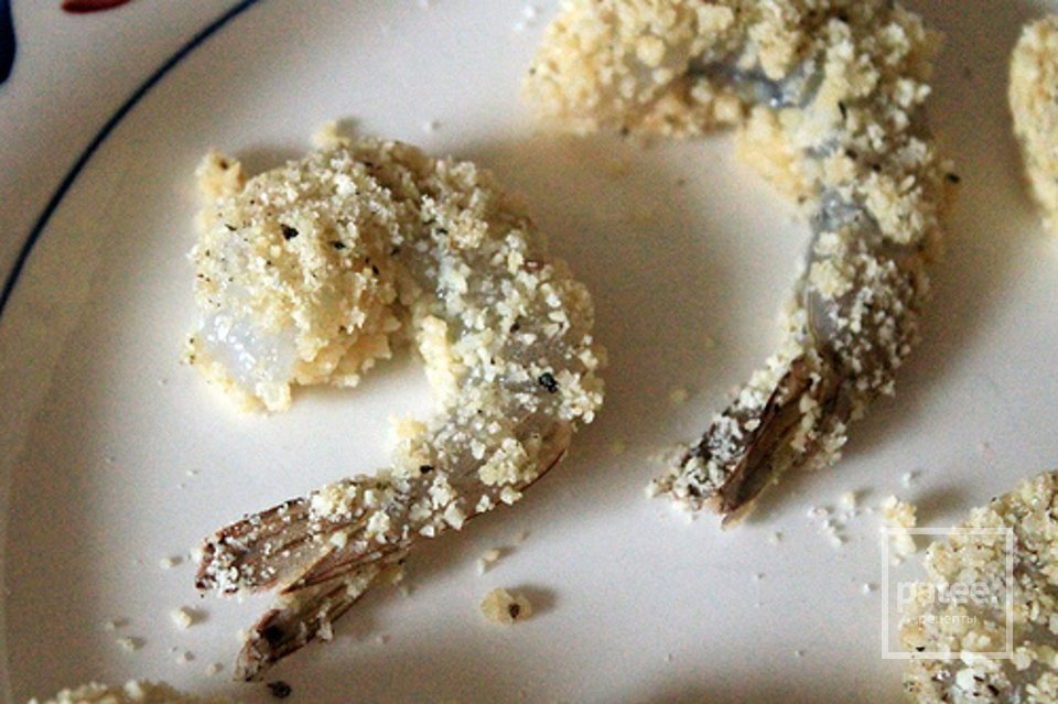 Жареные креветки с салатом - Шаг 5