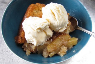 Яблочный коблер