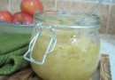 Яблочный джем с медом и розмарином