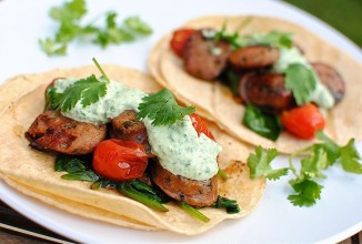 Тако с куриной колбасой