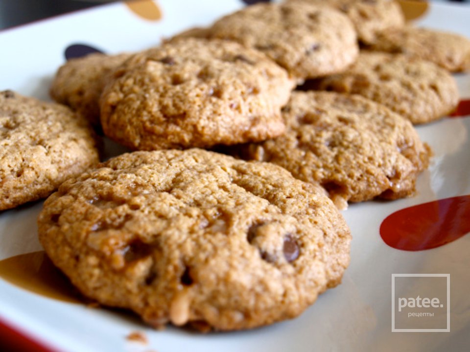 Печенье с орехами и карамелью - Шаг 7