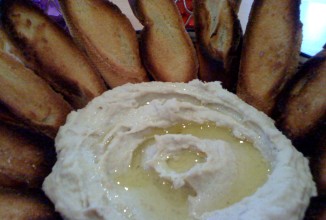 Хумус с белой фасолью