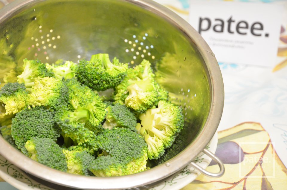 Куриное филе в горчичном соусе с эстрагоном - Шаг 1