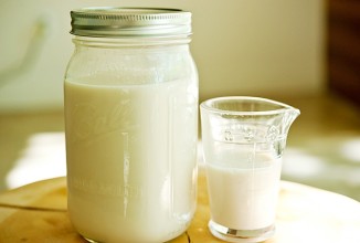 Миндальное молоко