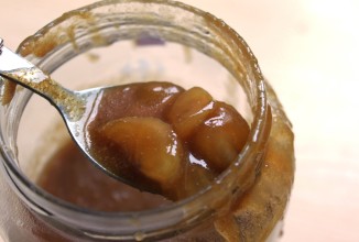 Бананово-карамельный соус