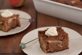 Яблочный кекс