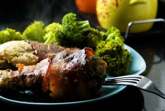 Куриные ножки запеченные в беконе