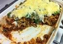 Лазанья с мясным соусом и шпинатом