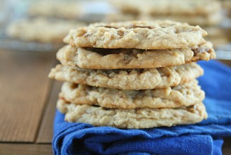 Печенье с шоколадом и карамелью