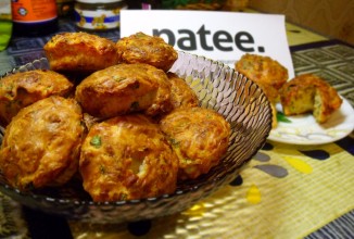 Маффины с сыром,томатом и зеленью