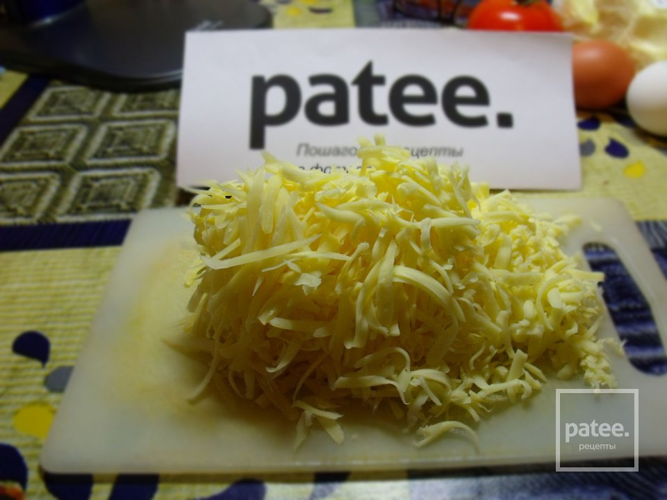 Маффины с сыром,томатом и зеленью - Шаг 2