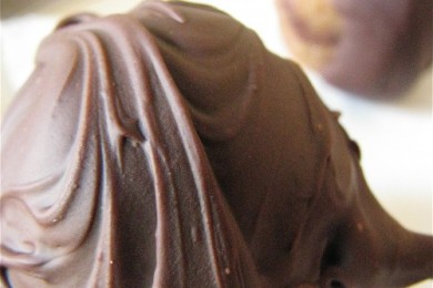 Шоколадные пончики на палочках - приготовление