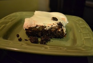 Шоколадный пирог с орехами