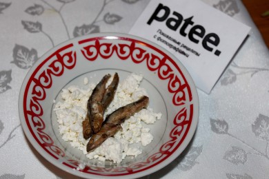 Канапе из сыра со шпротами - приготовление