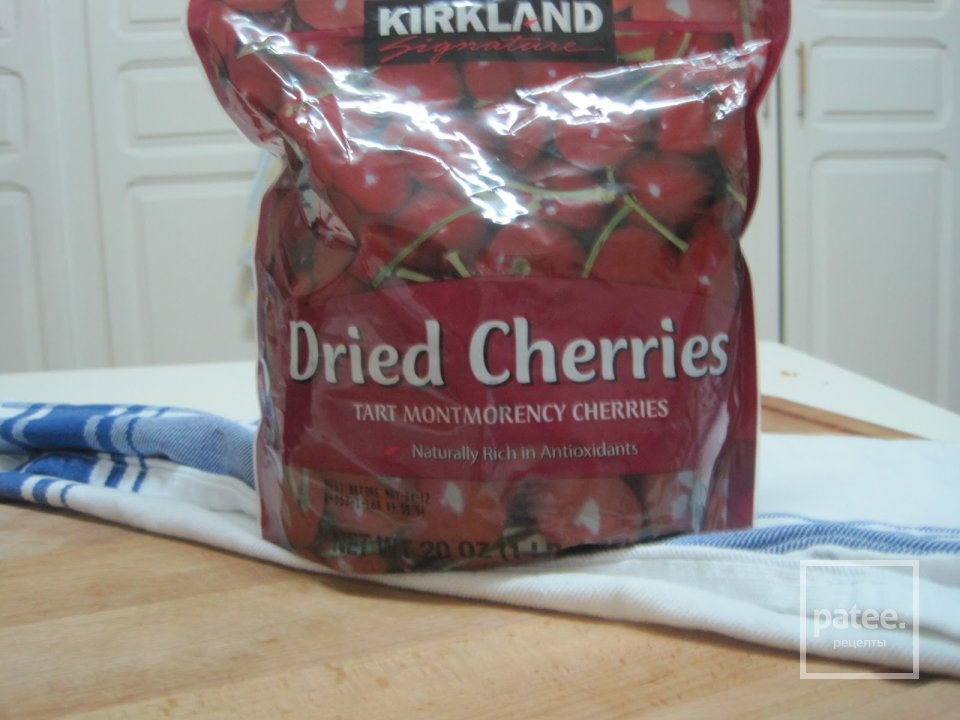 Кекс с шоколадом и сушеной вишней - Шаг 6