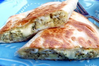 Кесадилья с сыром и яйцами