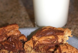 Пирожные блонди с нутеллой