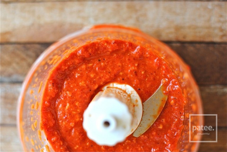 Жареный лосось с песто из красного перца - Шаг 2