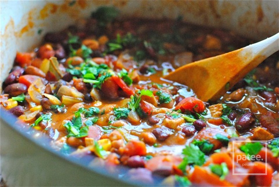 Тушеная курица с фасолью - Шаг 7