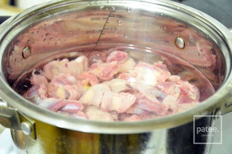 Куриные желудочки в сливочном соусе - Шаг 1