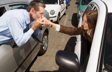 Где познакомится с мужчиной?