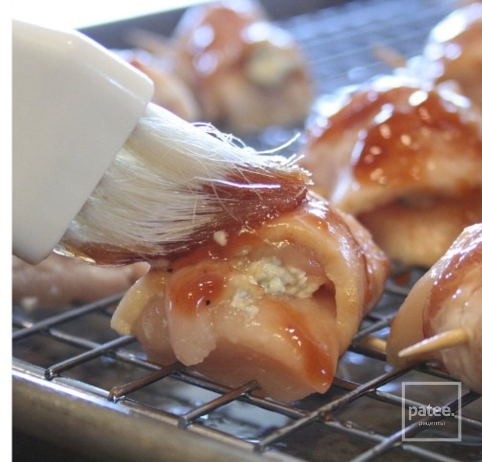 Рулетики из бекона с курицей - Шаг 5